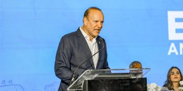 Alcalde Ulises Rodríguez resalta a AMAPROSAN como patrimonio del comercio durante inauguración de la XXXV Expo Amaprosan