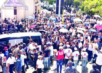 El multitudinario adiós de su pueblo, Sajoma: Alex Bueno “El ruiseñor de la Sierra” ya vuela alto