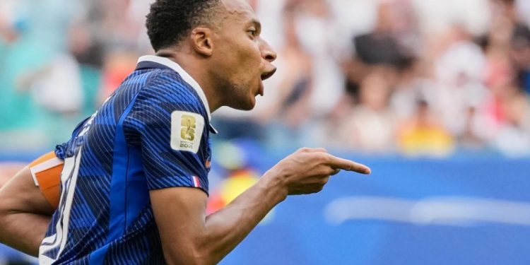Mbappé deja atrás a Messi: máximo goleador del Mundial (10) y de todas las copas (22)