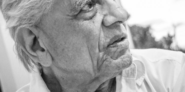 Ayuntamiento de Santiago declara tarde de duelo municipal por el fallecimiento del arquitecto Cuqui Batista