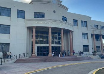 Dictan tres meses de prisión preventiva a acusado de matar a hombre en Villa González