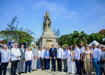 Celebran en Santiago 531 años de fundación y Día de su patrono