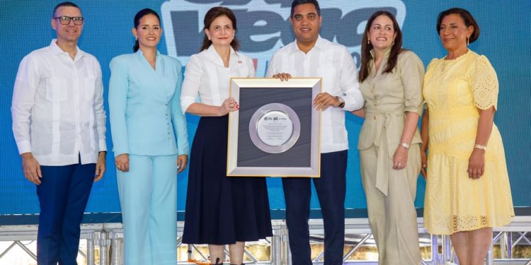 Vicepresidenta Raquel Peña destaca apuesta del presidente Abinader por el desarrollo de las provincias como base del crecimiento nacional