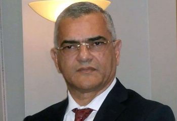 Carlos Gabriel declina ir al Consulado de Los Ángeles porque no podría nombrar a sus dirigentes