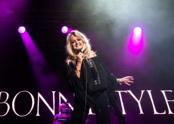 Murió Bonnie Tyler, la cantante famosa por "Total Eclipse of the Heart"