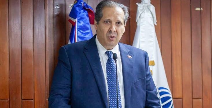 Equipo médico dominicano en Venezuela atenderá hasta 200 personas al día, informa Salud Pública