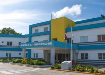 Investigan muerte de una niña de tres años en hospital de Moca; familia denuncia mala práctica