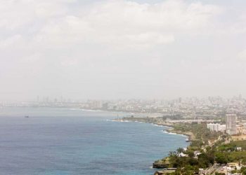 La semana arranca con temperaturas de hasta 35 °C, tormentas eléctricas y polvo del Sahara