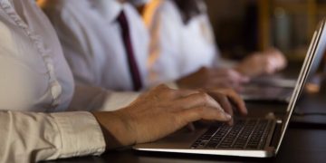 La República Dominicana tiene un servidor público por cada 15 habitantes