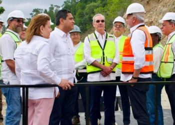 Abinader supervisa presa de Guaigüí y reafirma reactivación de una obra paralizada por más de 20 años