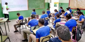 Minerd: Todo listo para recibir más de 2 millones estudiantes