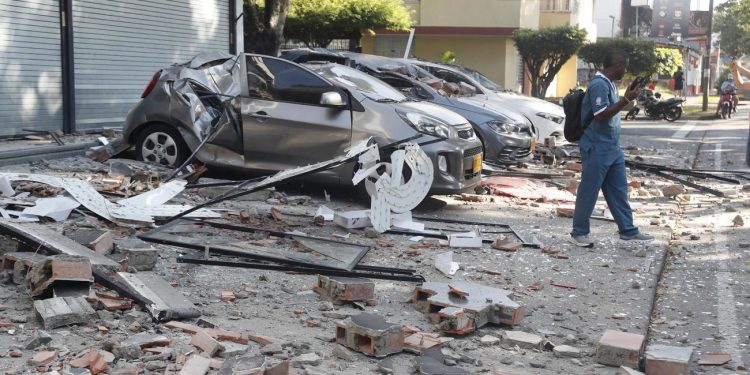 Al menos 51 muertos por terremoto en Colombia