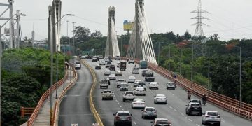 Hombre se quita la vida al lanzarse del puente Juan Bosch
