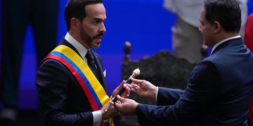 De la Espriella agradece apoyo de María Corina Machado y afirma voluntad de avanzar juntos