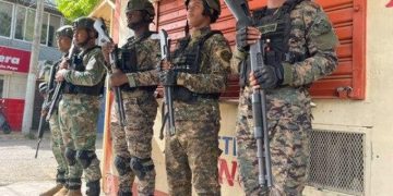 Navarrete levanta el paro y da 15 días de plazo al Gobierno para atender sus demandas