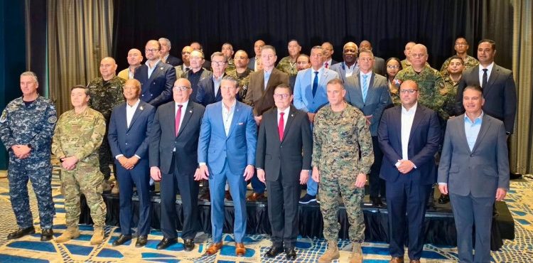 RD fortalece cooperación con EEUU y otros países para la lucha contra el narcotráfico