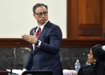 Jean Alain apelará fallo; Camacho le acusa de buscar impunidad
