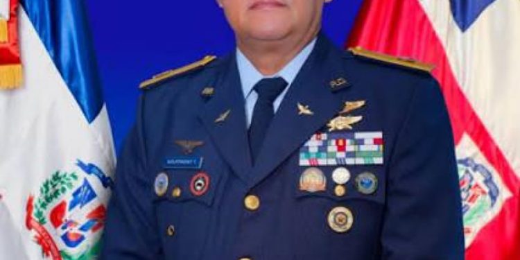 Nuevos incumbentes del Ejército, la FARD y PN asumen funciones