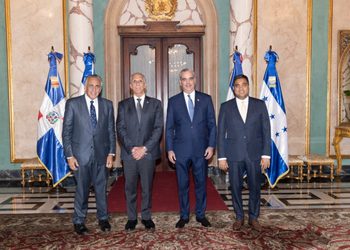 Presidente de Honduras solicita asesoría a RD para Centroamericanos del 2029