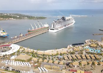 Taíno Bay niega cruceros hagan vertidos en la bahía de Puerto Plata; dicen es sedimento por hélices