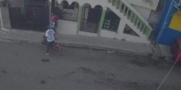 Apuñalan a un hombre para despojarlo de sus pertenencias en Santiago