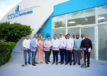 SNS entrega remozado Centro Clínico y Diagnóstico, en Los Salados, Santiago