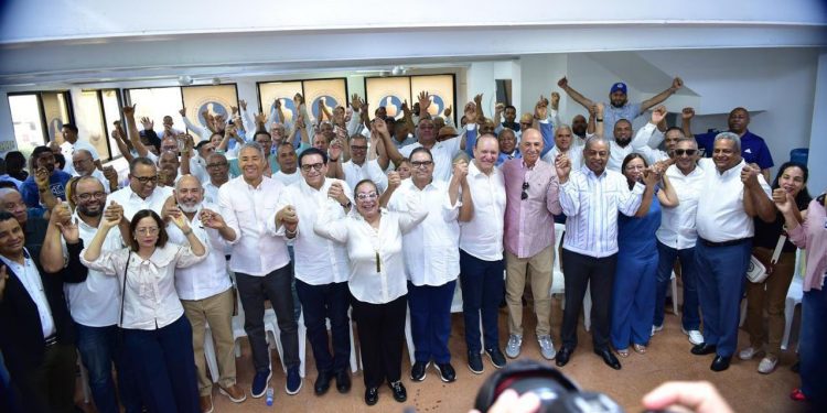 Eligen autoridades del PRM en la provincia de Santiago; Rosa Santos continuará como presidenta