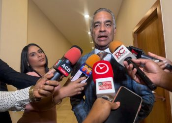 Joel Santos atribuye apagones a sobrecargas en transformadores