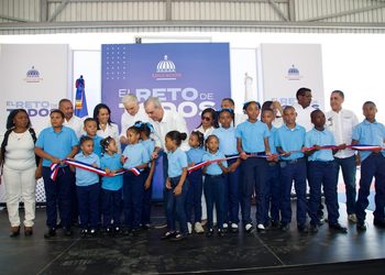 Desde Jimaní, el presidente Abinader convoca a toda la comunidad educativa a iniciar el lunes el año escolar