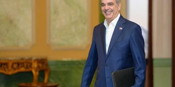 Gobierno del presidente Abinader alcanza cobertura récord del 93% en educación primaria, según datos de la UNESCO
