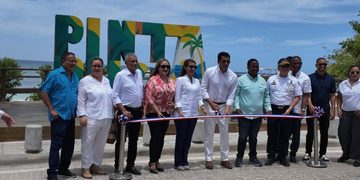 David Collado inaugura parador fotográfico en Punta Rucia con inversión de RD$10.8 millones