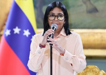 Venezuela firma acuerdo con empresas de Reino Unido, EAU y Catar para explotación de gas