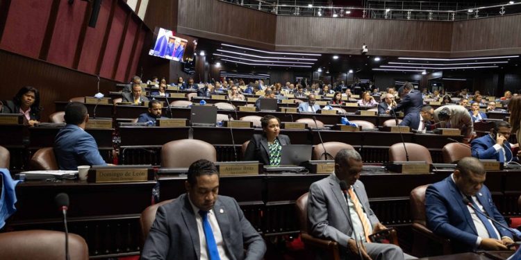 El Congreso estudia crear nuevas provincias llamadas Santa Lucía y Matías Ramón Mella