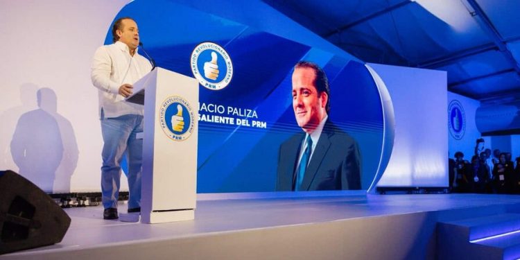 Paliza se despide de la presidencia del PRM con llamado a preservar la unidad y la institucionalidad