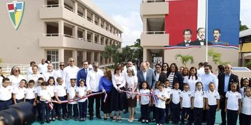 Vicepresidenta Raquel Peña encabeza inicio del año escolar 2026-2027 en Santiago