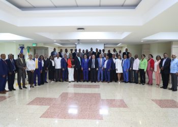 Cooperativa de maestros juramenta nuevos miembros de los órganos de dirección social
