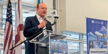 Alcalde Ulises Rodríguez destaca en Miami transformación de Santiago y oportunidades de inversión