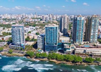 Especialista del Banco Central afirma economía avanza, pese a riesgos internacionales