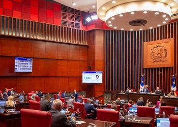 Senado aprueba proyecto de ley para prohibir importación de mercancías producidas con trabajo forzoso