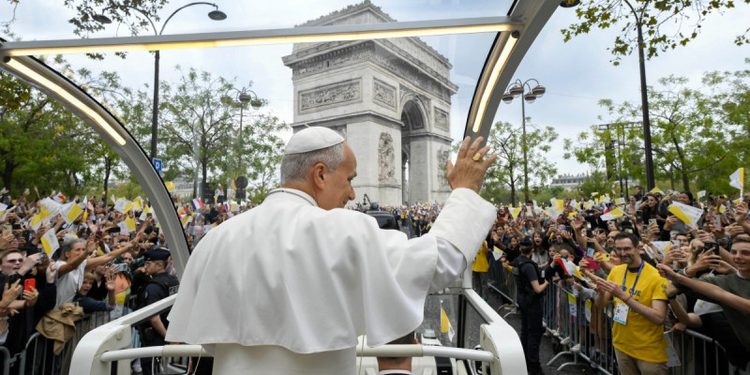 El papa condena el aborto y la eutanasia como una eliminación de vidas "por falsa compasión"