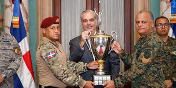 Presidente Abinader recibe y felicita en el Palacio Nacional a campeones dominicanos de Fuerza Comando Paraguay 2026; asegura que el país “pasó de la retaguardia a la vanguardia”