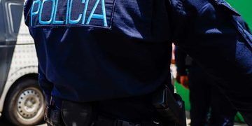 Atracadores desarman a agentes de unidad mixta en Santiago y huyen en la motocicleta