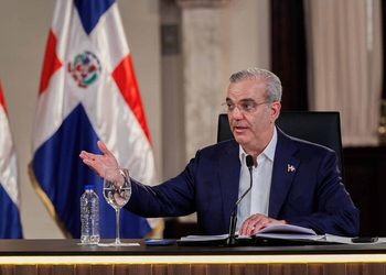 Abinader ordena publicar las auditorías de la Contraloría a partir de octubre