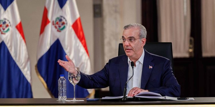 Abinader ordena publicar las auditorías de la Contraloría a partir de octubre