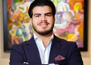 Policía apresa a acusado de herir a Gustavo Mejía-Ricart y ocupa el arma que supuestamente utilizó
