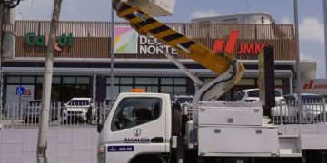 Alcaldía de Santiago llama a empresas de telecomunicaciones a regularizar cableado instalado en vías públicas