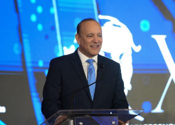Santiago se coloca como ciudad de referencia sobre futuro urbano en España