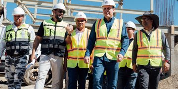 Ministro Jean Luis Rodríguez supervisa avance en obras de vivienda, salud, hábitat e infraestructuras en Santiago