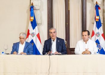 Presidente Abinader anuncia que el gobierno ha contratado en obras más de 31 mil millones de pesos, de los fondos obtenidos con la renegoción del contrato de AERODOM, de los cuales se han ejecutado más de 9,545 millones de pesos en infraestructuras en el Gran Santo Domingo