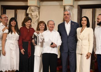 Premio Adulto Mayor fue para Ellis Pérez